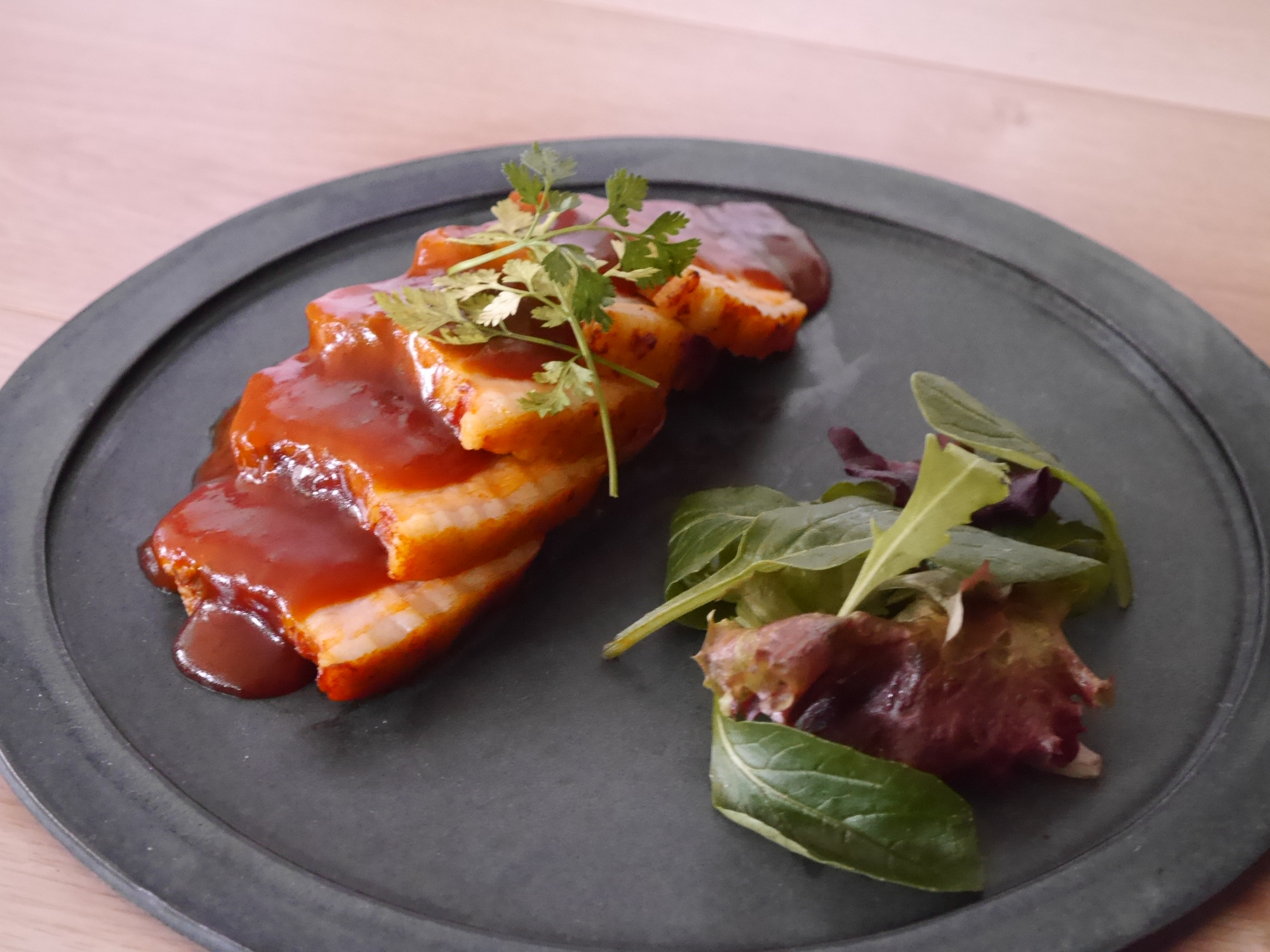 横浜クラフトコーラでやわらかポーク